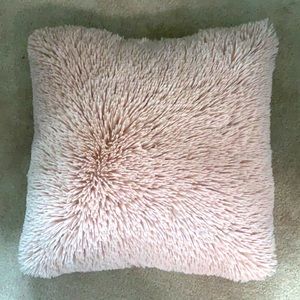 Throw pillow